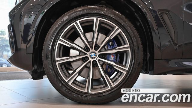 BMW X5 xDrive 30d M Sport — пробег 39 528 км — фото 5 из 5