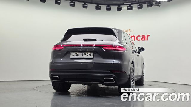 Porsche Cayenne 3.0 — пробег 28 804 км — фото 4 из 5