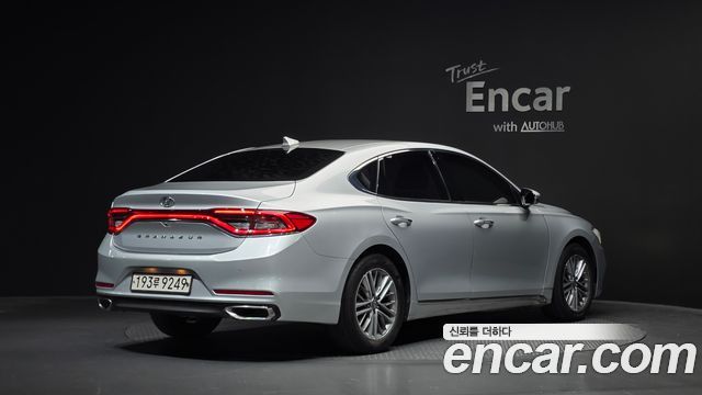 Hyundai Grandeur из Кореи Encar