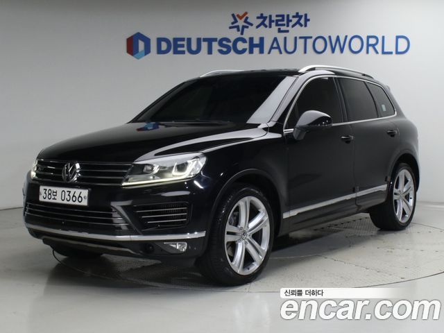 Volkswagen Touareg V6 3.0 TDI R-Line 7P5 — пробег 109 463 км — фото 1 из 5