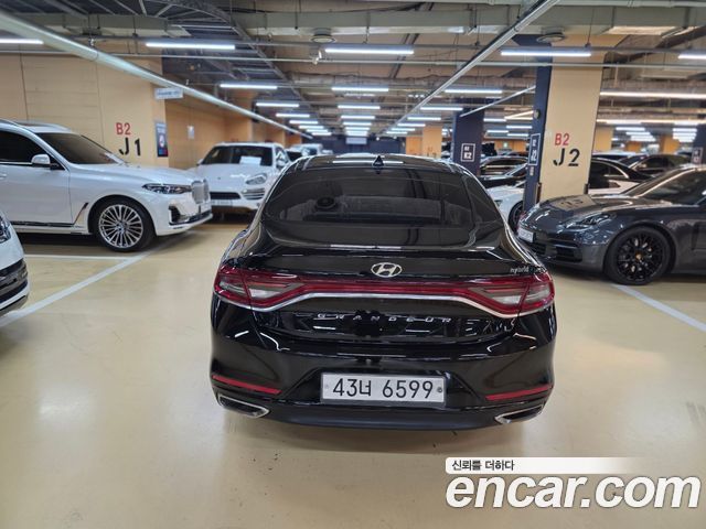 Hyundai Grandeur Exclusive Special — пробег 110 000 км — фото 4 из 5