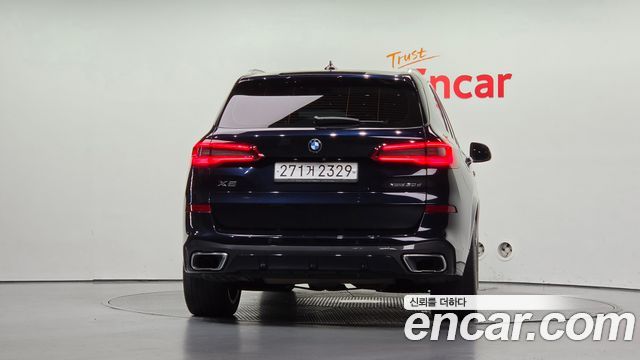 BMW X5 xDrive 30d M Sport — пробег 96 473 км — фото 4 из 5