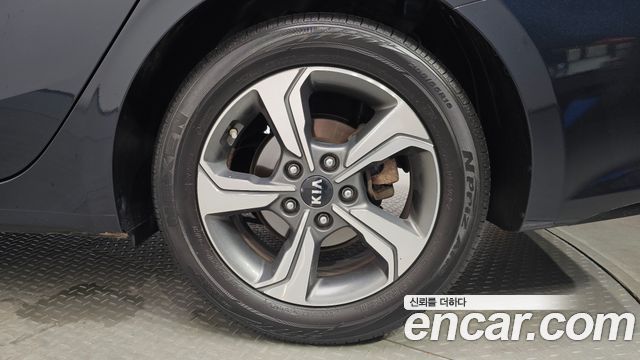 Kia K3 из Кореи Encar