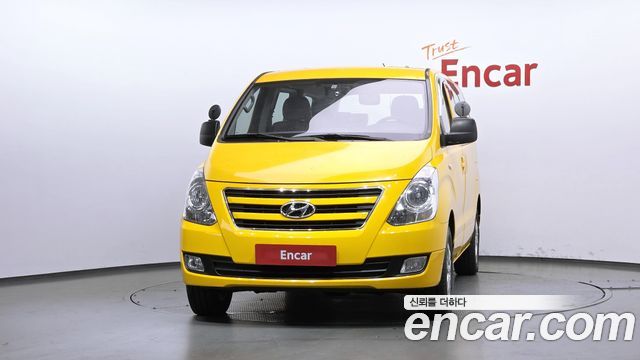 Hyundai Starex 4WD 12-Seater Wagon modern — пробег 180 122 км — фото 3 из 5