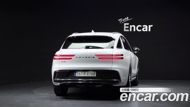 Genesis GV70 из Кореи Encar