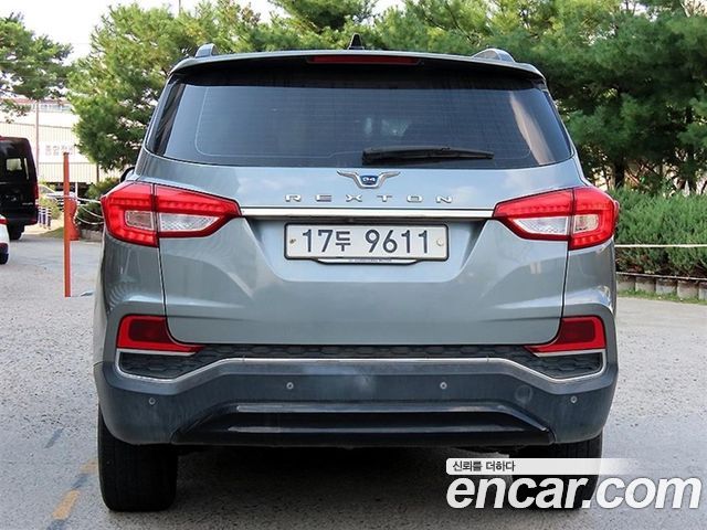 Ssangyong Rexton из Кореи Encar