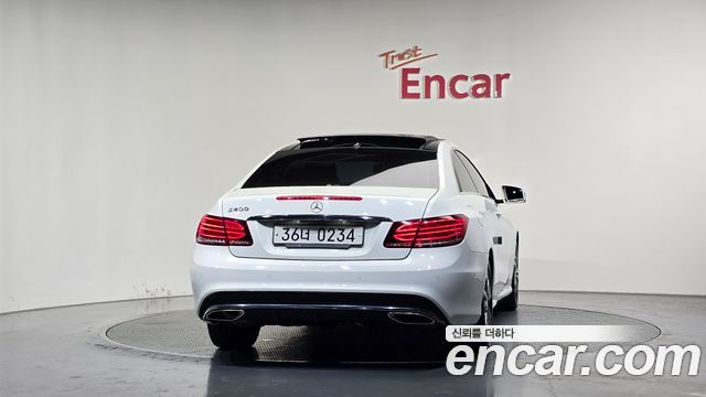 Mercedes-Benz E-Class E200 Coupe — пробег 94 790 км — фото 4 из 5