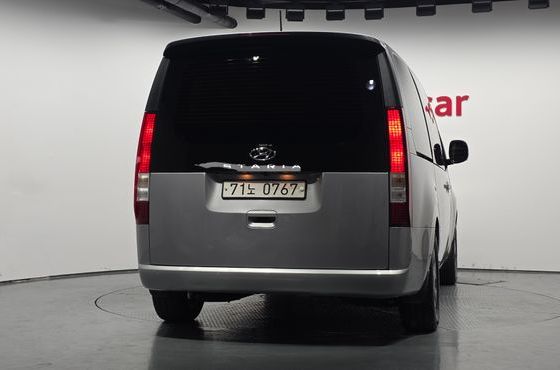 Hyundai Staria Tourer 11-Seater Modern — пробег 62 783 км — фото 4 из 5