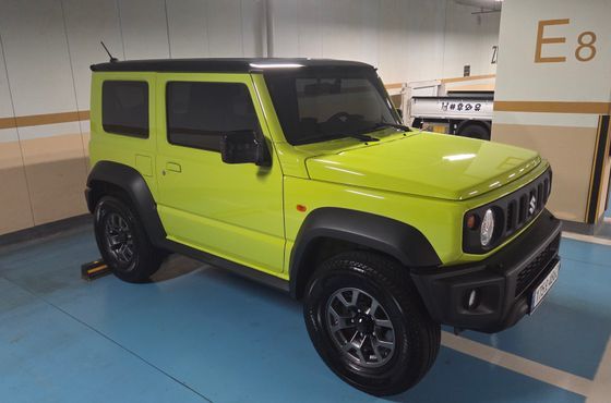 Suzuki Jimny 1.5 — пробег 7 200 км — фото 1 из 5
