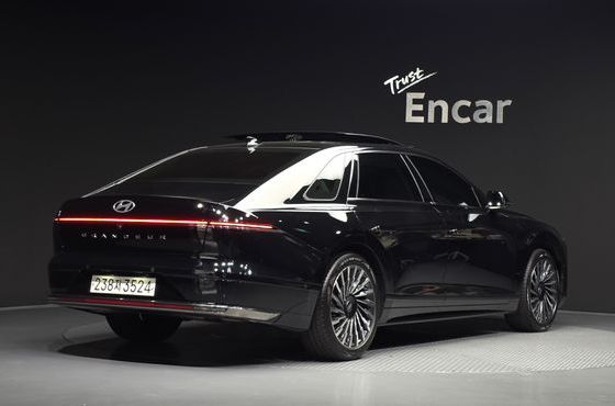 Hyundai Grandeur 2,5 Gasoline 2WD Calligraphy — пробег 76 506 км — фото 2 из 5