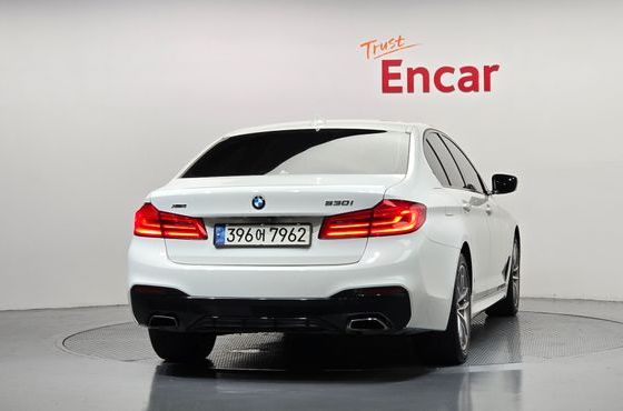 BMW 5-Series 530i xDrive M Sport Package Plus — пробег 147 478 км — фото 4 из 5