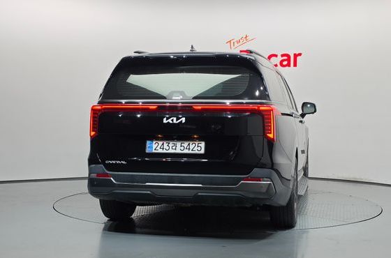 Kia Carnival Diesel 9-Seater Gravity — пробег 48 717 км — фото 4 из 5