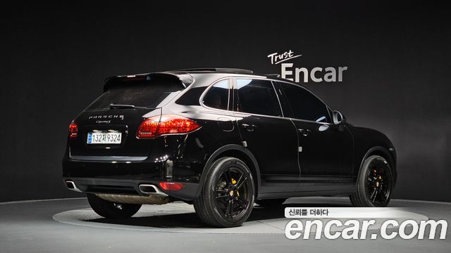 Porsche Cayenne 4.8 S 958 — пробег 140 023 км — фото 2 из 5