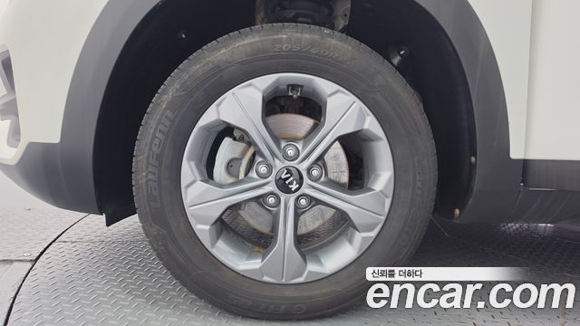 Kia Seltos из Кореи Encar