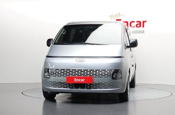 Hyundai Staria Tourer 11-Seater Smart — пробег 55 950 км — фото 3 из 5