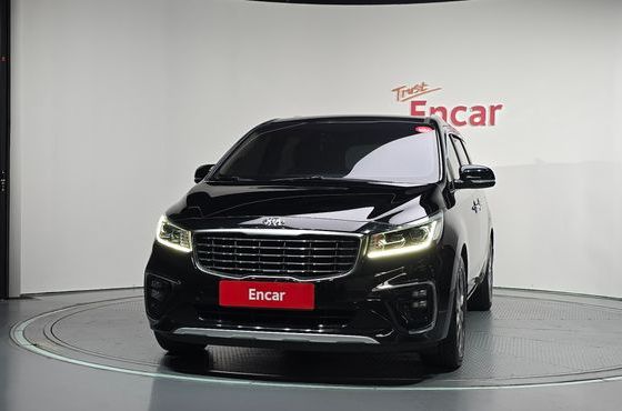 Kia Carnival 9-Seater Luxury — пробег 100 293 км — фото 3 из 5