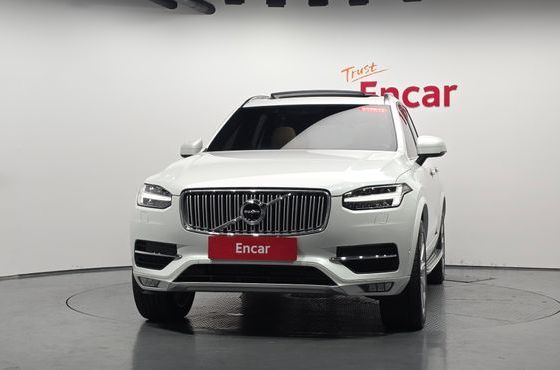 Volvo XC90 T6 Inscription — пробег 69 042 км — фото 3 из 5