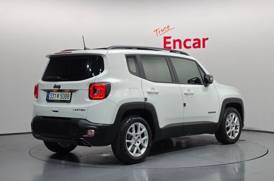 Jeep Renegade 2.4 Limited — пробег 42 230 км — фото 2 из 5