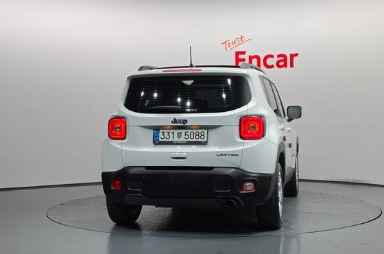 Jeep Renegade 2.4 Limited — пробег 42 230 км — фото 4 из 5