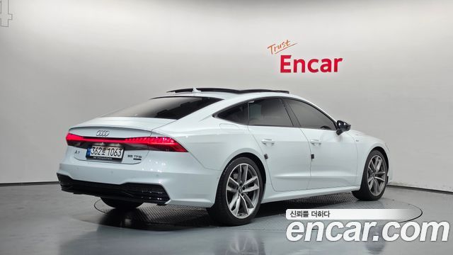 Audi A7 55 TFSI Quattro Premium — пробег 69 228 км — фото 2 из 5