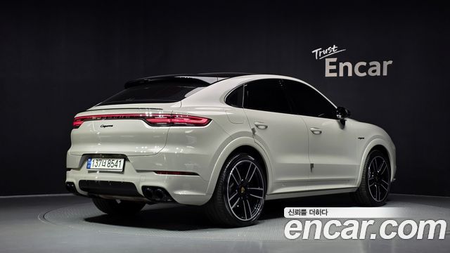Porsche Cayenne 3.0 E-Hybrid Coupe — пробег 41 745 км — фото 2 из 5