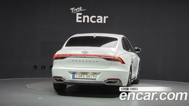 Hyundai Grandeur из Кореи Encar