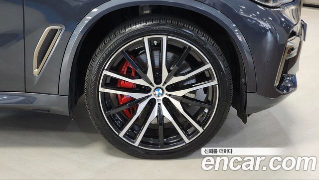 BMW X5 M50i — пробег 49 632 км — фото 5 из 5