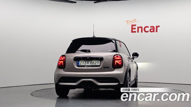 Mini Cooper Classic Third Generation — пробег 46 148 км — фото 4 из 5