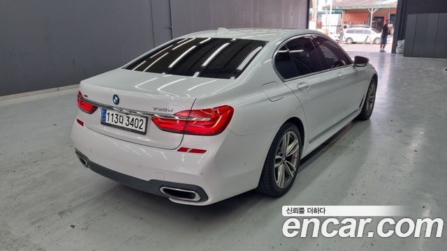 BMW 7-Series 730d xDrive M Sport — пробег 150 000 км — фото 3 из 5
