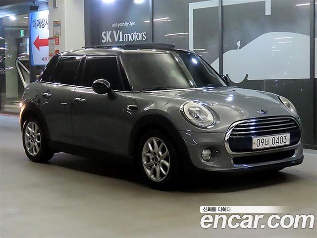 Mini Cooper 5Door HIGH 3rd — пробег 120 045 км — фото 1 из 5