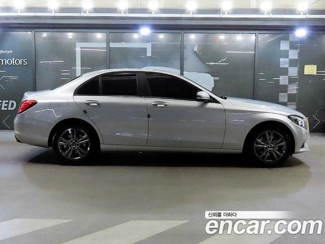 Mercedes-Benz C-Class из Кореи Encar