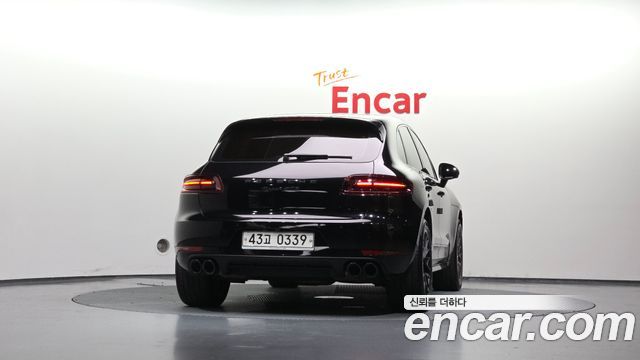 Porsche Macan 3.0 GTS 95B — пробег 100 739 км — фото 4 из 5