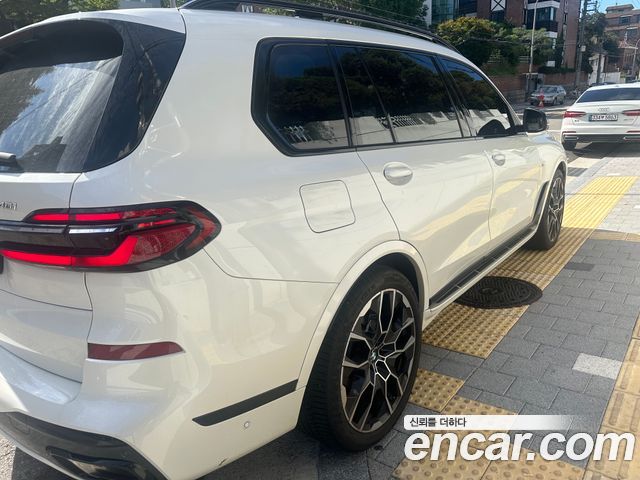 BMW X7 xDrive 40i M Sport 6STR — пробег 27 100 км — фото 2 из 5