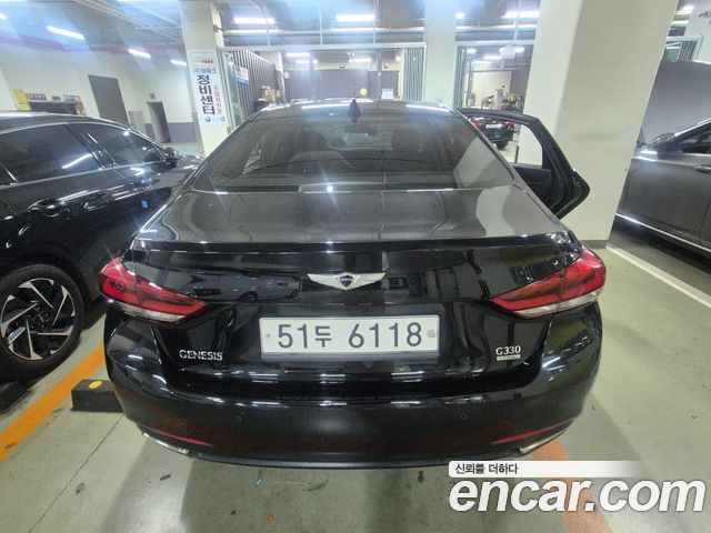 Hyundai Genesis G330 Premium AWD — пробег 210 000 км — фото 3 из 5