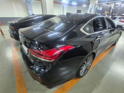 Hyundai Genesis G330 Premium AWD — пробег 210 000 км — фото 4 из 5