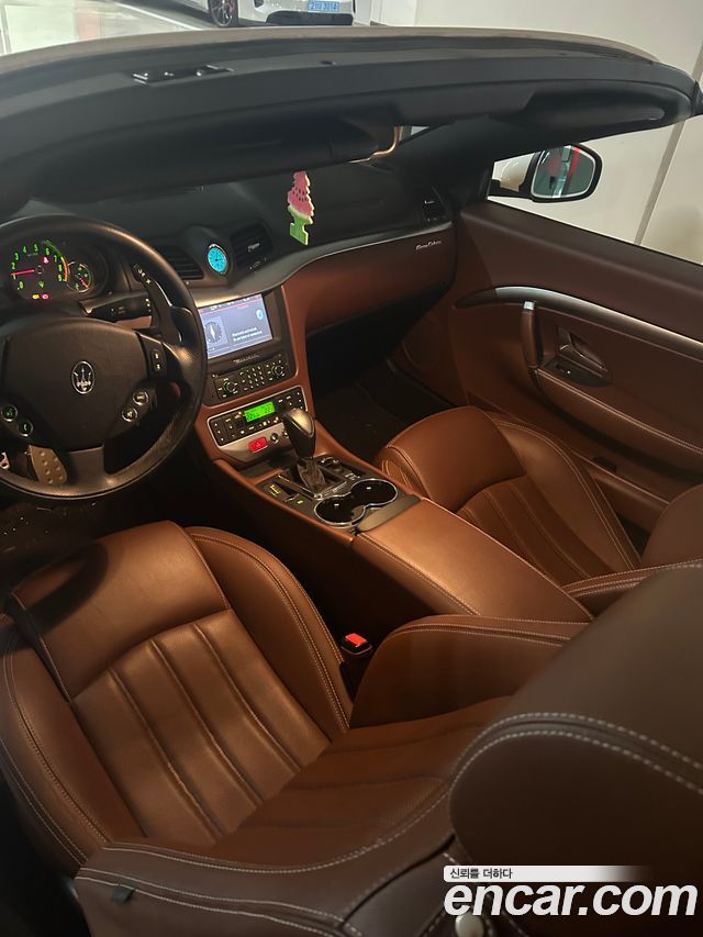 Maserati Gran Cabrio 4.7 — пробег 35 000 км — фото 4 из 5