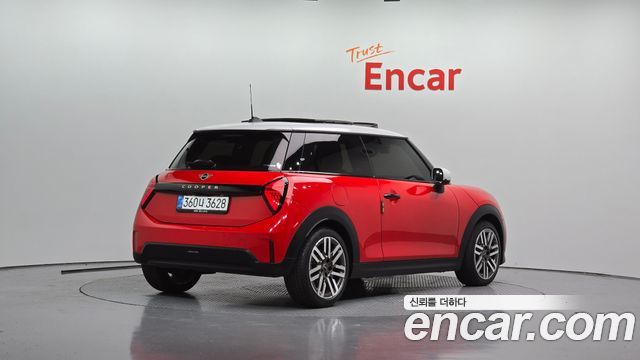 Mini Cooper Classic — пробег 8 277 км — фото 2 из 5