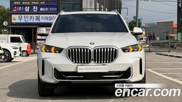 BMW X5 xDrive 40i xLine — пробег 6 133 км — фото 3 из 5