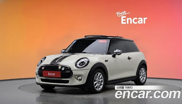 Mini Cooper HIGH Third Generation — пробег 35 257 км — фото 1 из 5