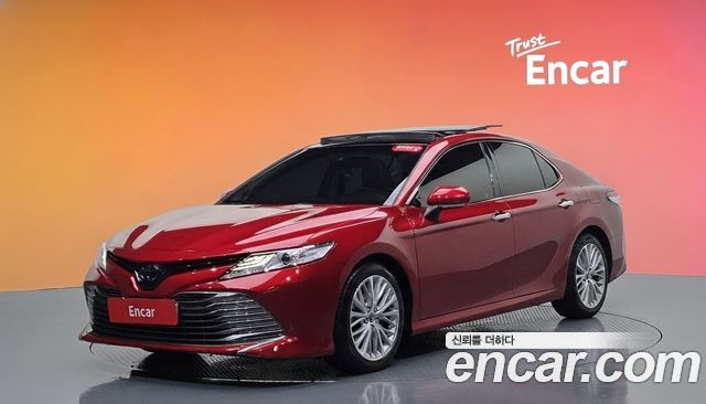 Toyota Camry 2.5 — пробег 74 731 км — фото 1 из 5