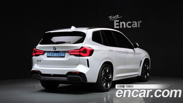 BMW iX3 M Sports — пробег 39 283 км — фото 2 из 5