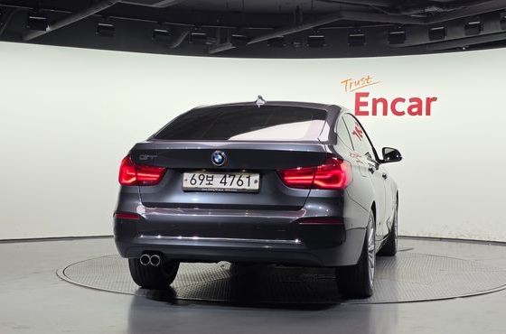 BMW Gran Turismo GT 320d Luxury — пробег 136 244 км — фото 4 из 5