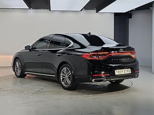 Hyundai Grandeur 2.2 Diesel Modern — пробег 175 000 км — фото 3 из 5