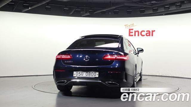 Mercedes-Benz E-Class из Кореи Encar