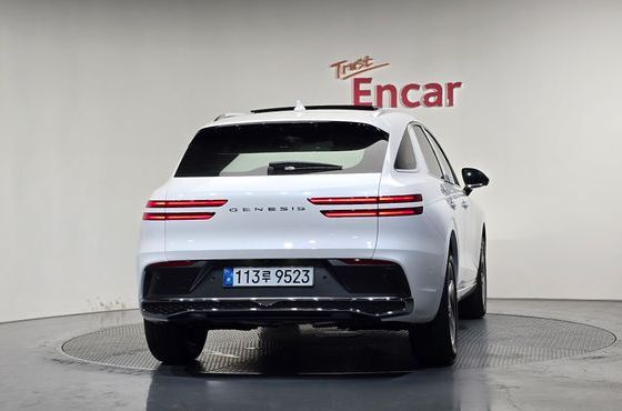 Genesis GV70 2.5T Gasoline AWD — пробег 7 км — фото 4 из 5