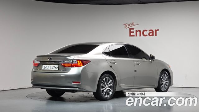 Lexus ES из Кореи Encar