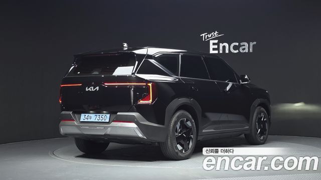 Kia EV5 из Кореи Encar