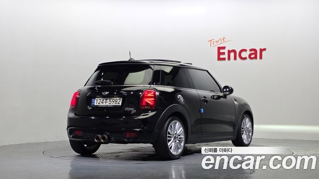 Mini Cooper Standard 3rd — пробег 115 546 км — фото 2 из 5