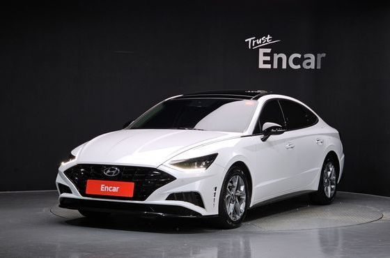 Hyundai Sonata 2.0 Premium Plus — пробег 65 704 км — фото 1 из 5