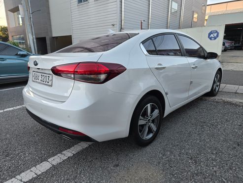 Kia K3 Trendy Style — пробег 102 000 км — фото 4 из 5